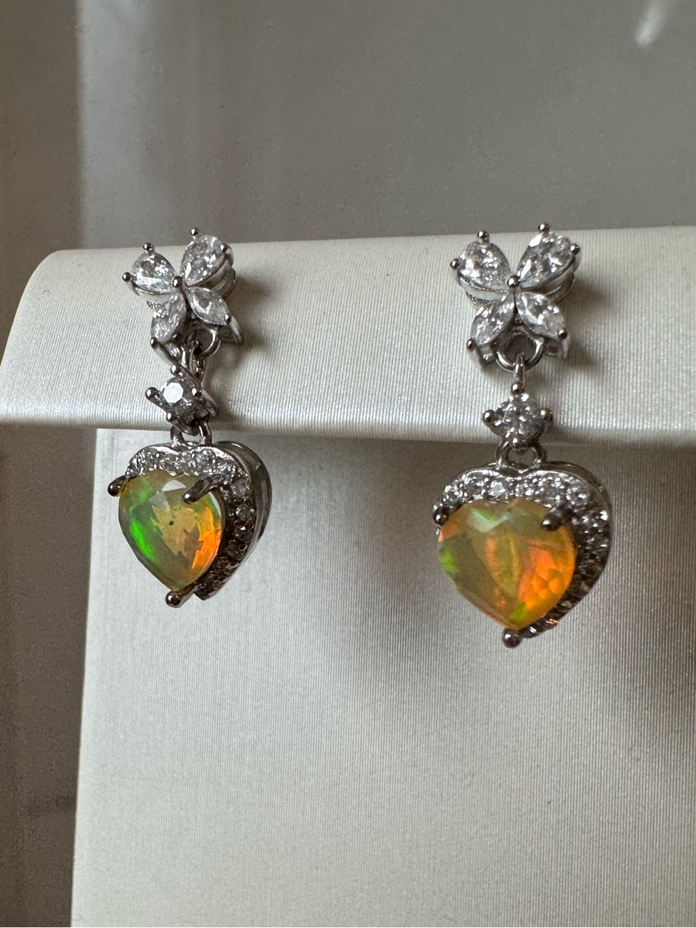 Silver 925 opal earrings heart dangle post studs white yellow
